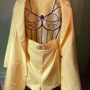Yellow blazer and short set, No name brand, size L (label says L, fits a M best)